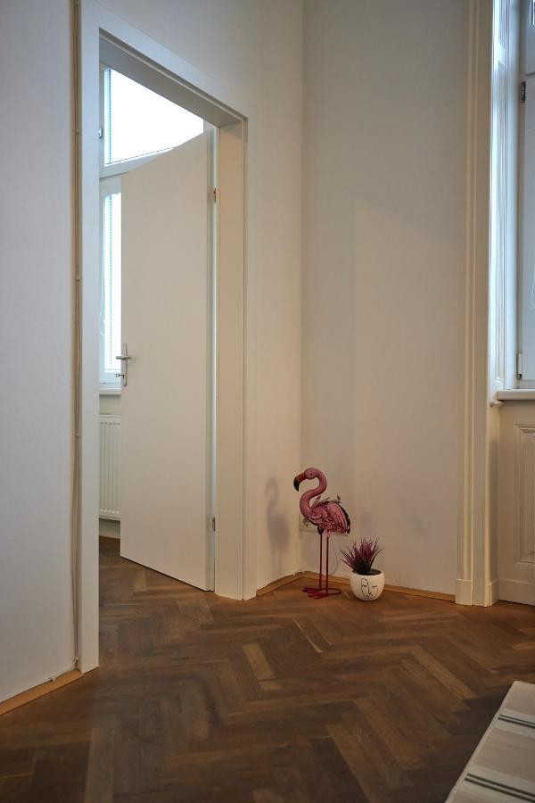 Self-Check-In & Perfect Metro Connection I Apartment Vienna Exterior photo